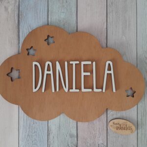 Nube de madera personalizada para niños