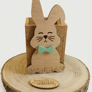 Portalápices de Corcho con Conejo de Pascua